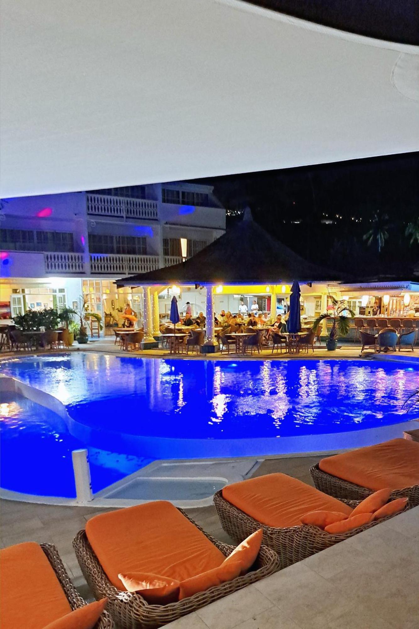 Le Nautile Beachfront Сен-Жиль-ле-Бен Екстер'єр фото